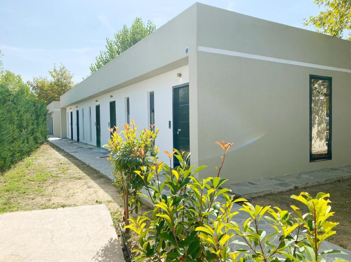 Mareleon Camping Ofrínion Exterior foto