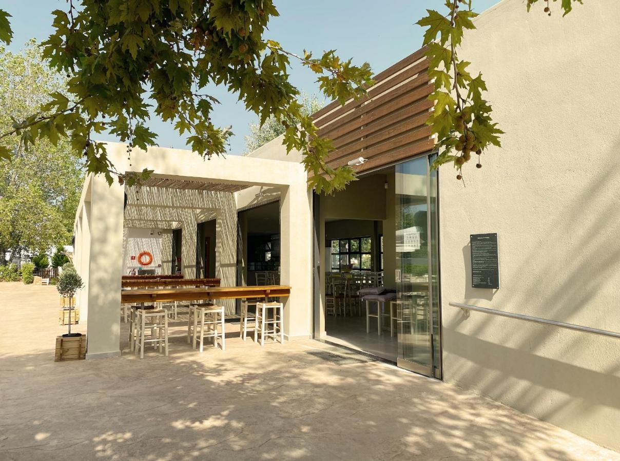 Mareleon Camping Ofrínion Exterior foto