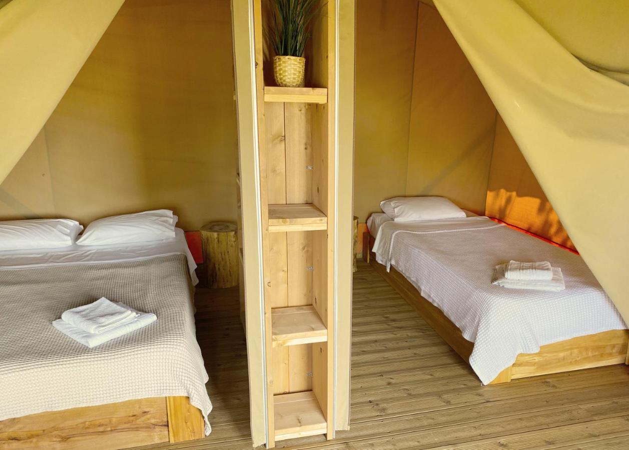 Mareleon Camping Ofrínion Exterior foto