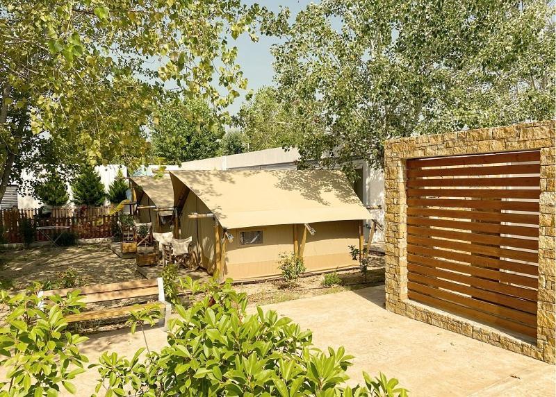 Mareleon Camping Ofrínion Exterior foto