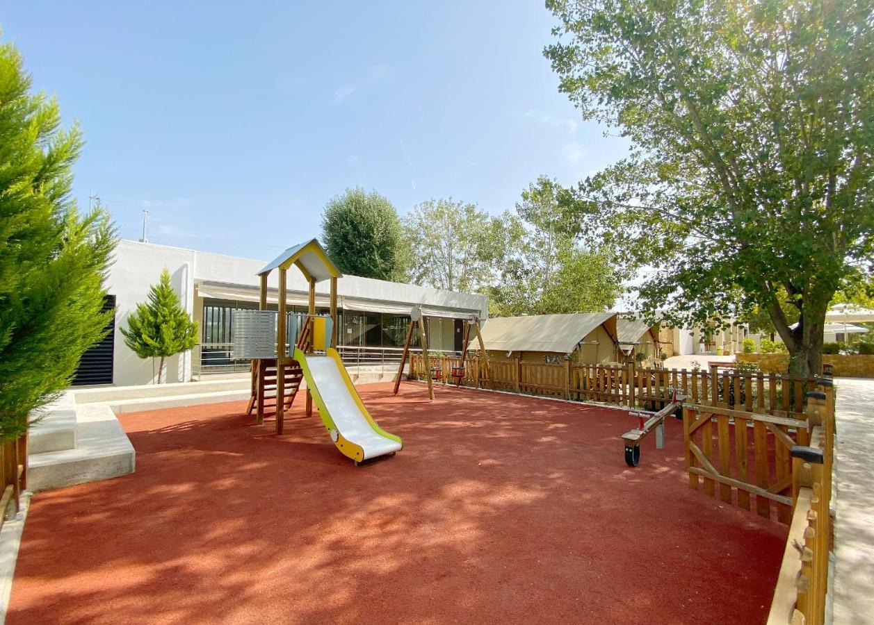 Mareleon Camping Ofrínion Exterior foto