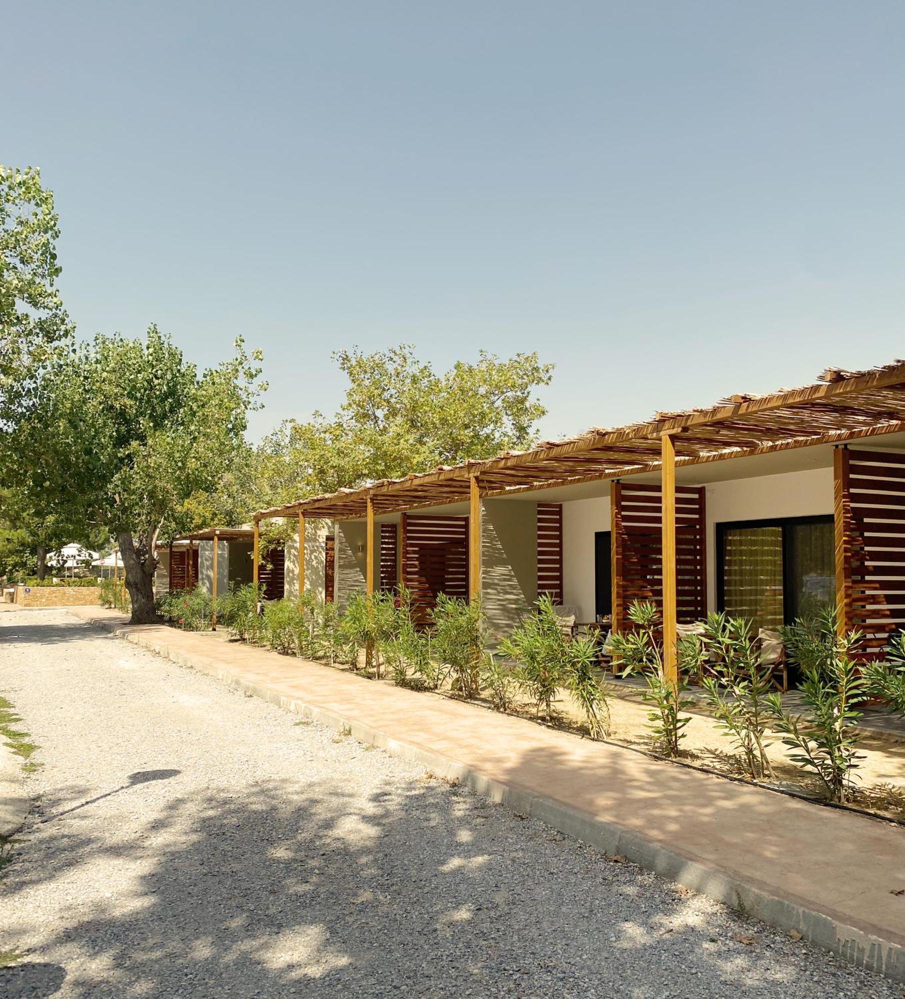 Mareleon Camping Ofrínion Exterior foto